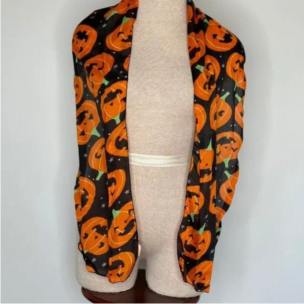 Halloween Pumpkin Novelty Scarf - Picture 2 of 3